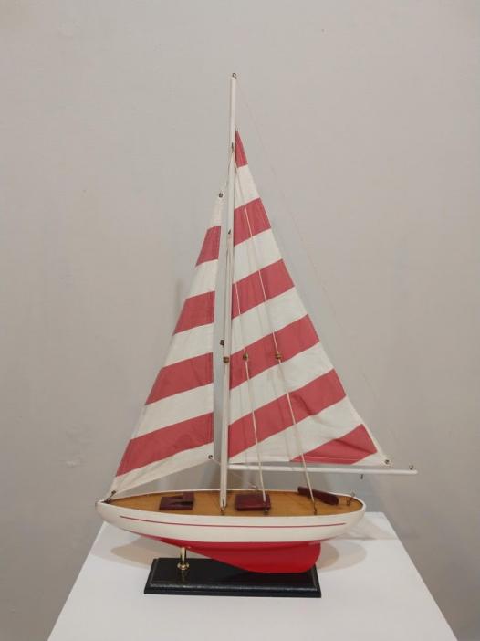 Marinheiro Barco Vermelho